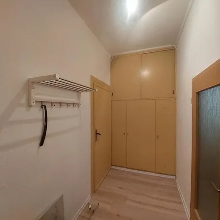 Ferienwohnung Brama - Fur Monteure & Familien - Mit Dachterrasse *